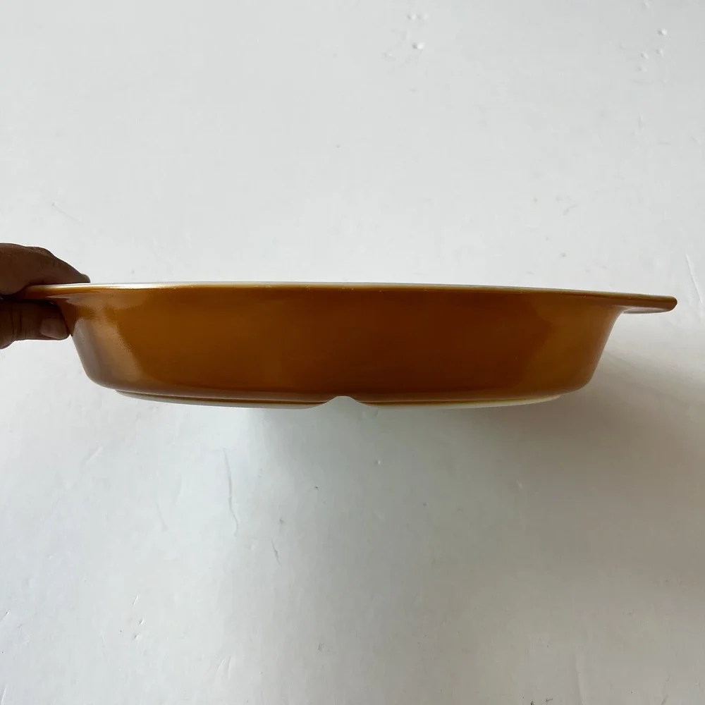 Pyrex 063 divided